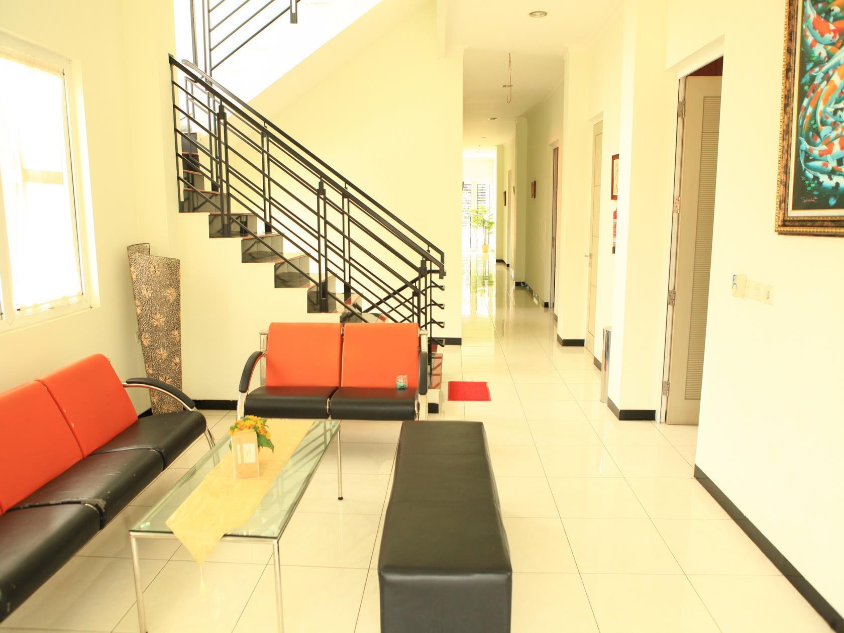 Arya Graha Semarang Hotell Exteriör bild